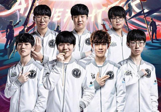 队的比赛中 队的比赛中