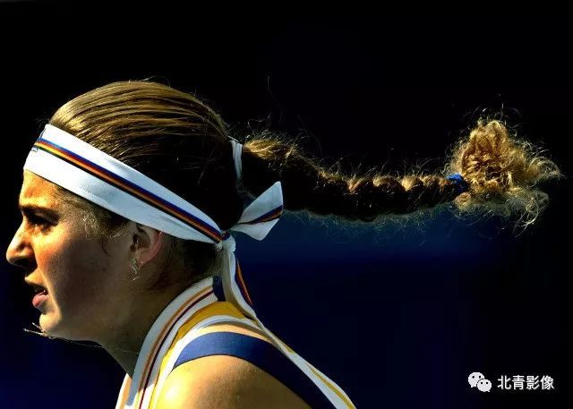 是分别在两 是分别在两